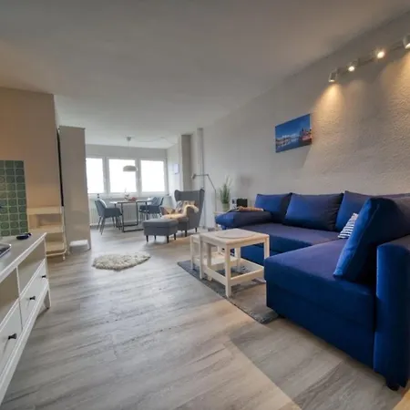 - Haus F, App 0f0902 Lejlighed